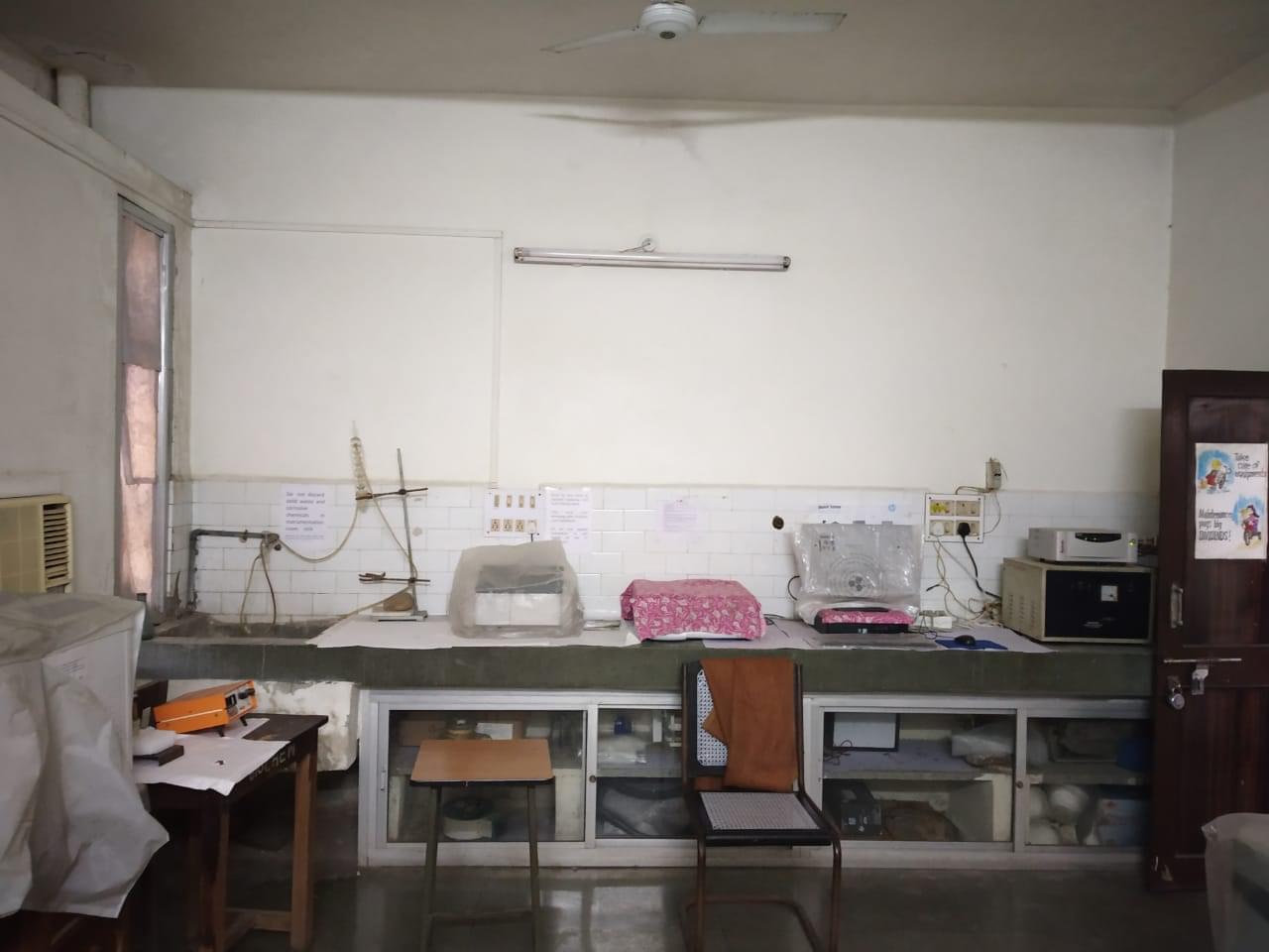 School Of Biochemistry Indore Infrastructure photo 1